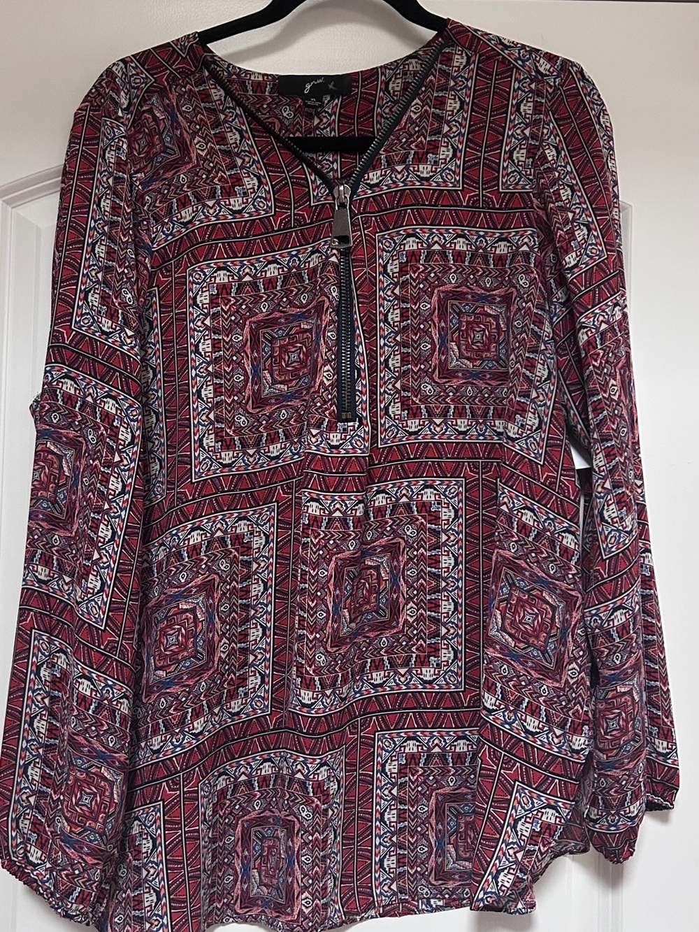 GNW Women’s XL Wearable Art Print Rayon Long Sleeve Shirt Blouse Top Zip Front